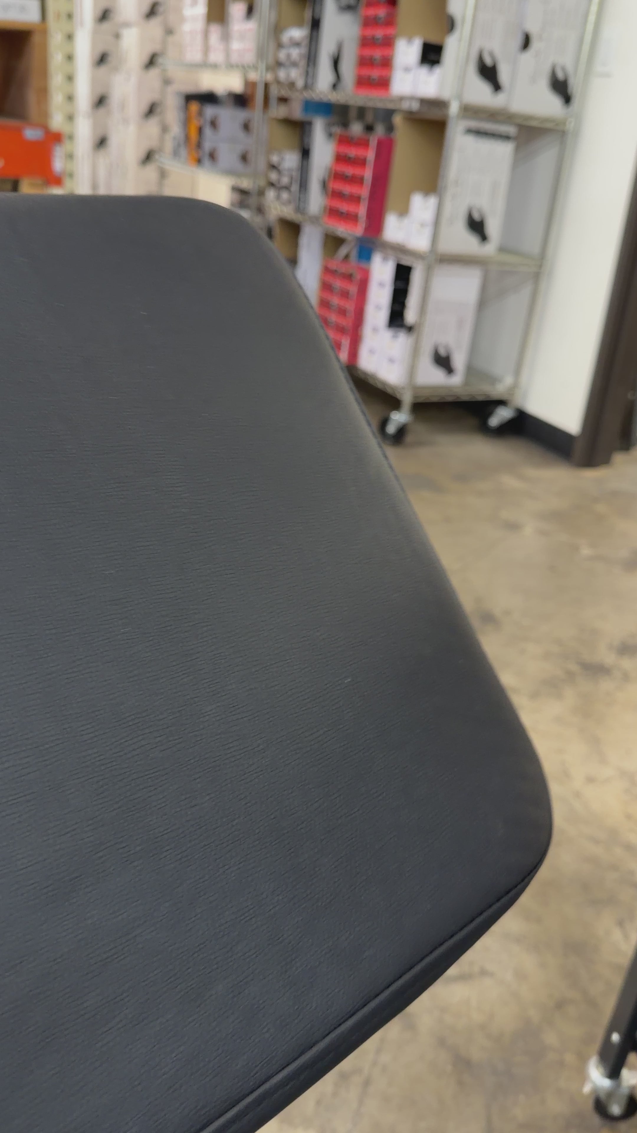Cargar vídeo: Element XL Tattoo ArmRest - Extra Wide